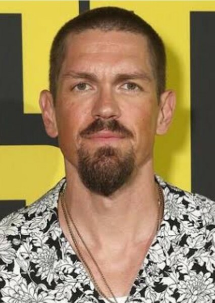 Steve Howey