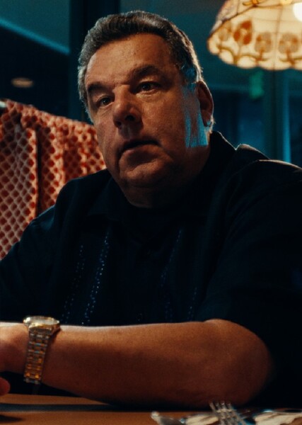 Steve Schirripa