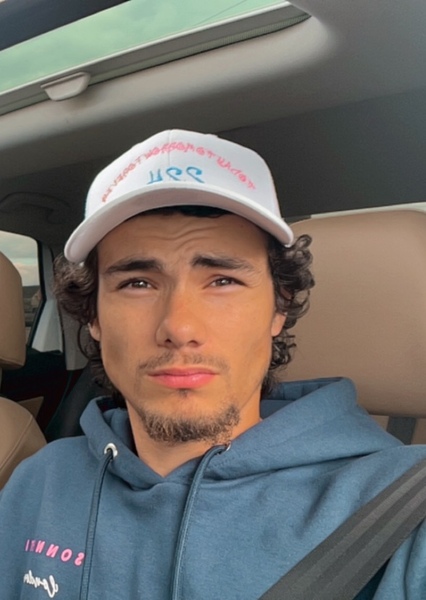 Steven Cruz