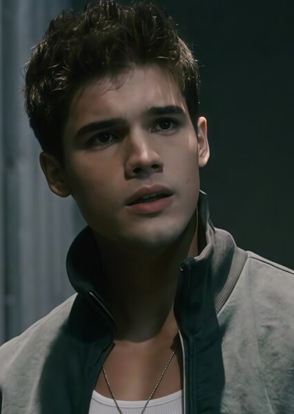 Steven Strait