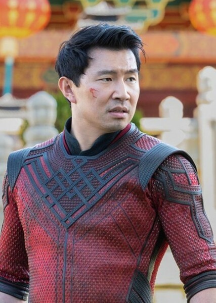 Steven Yeun photo