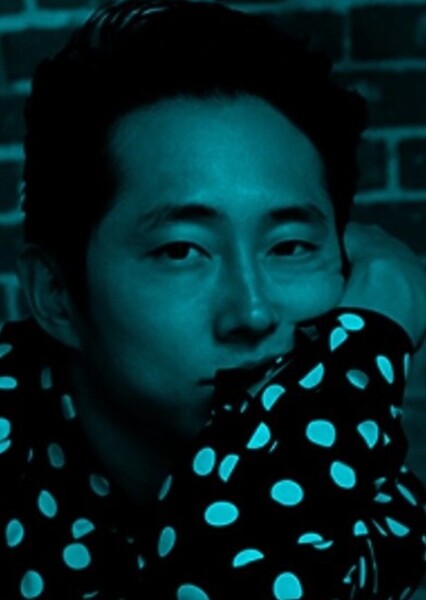 Steven Yeun photo