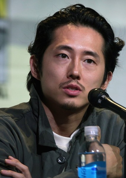 Steven Yeun photo