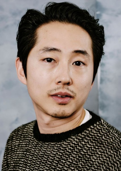 Steven Yeun photo