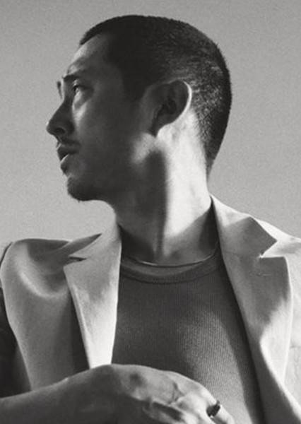 Steven Yeun photo