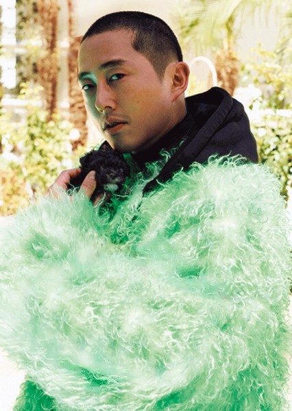 Steven Yeun photo