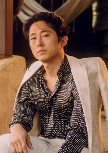 Steven Yeun photo