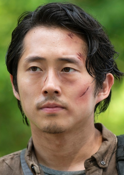 Steven Yeun photo