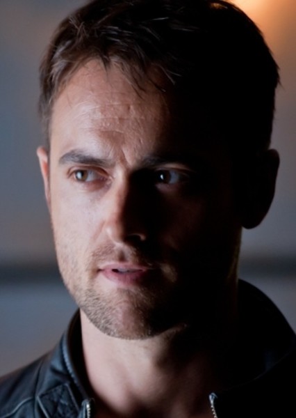 Stuart Townsend photo