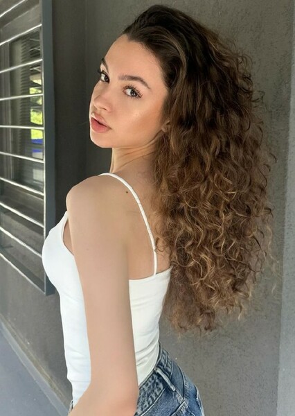 Su Burcu Yazgı Coşkun photo