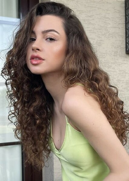 Su Burcu Yazgı Coşkun photo
