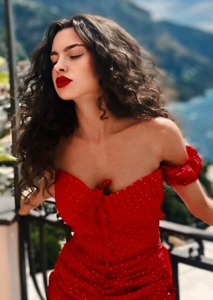 Su Burcu Yazgı Coşkun photo