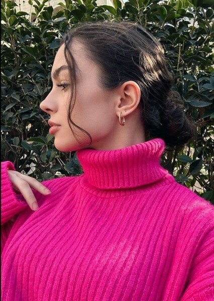 Su Burcu Yazgı Coşkun photo