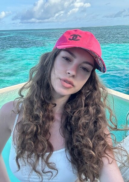 Su Burcu Yazgı Coşkun photo