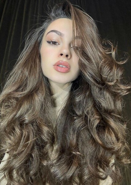 Su Burcu Yazgı Coşkun photo