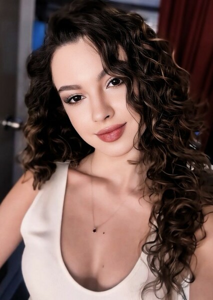 Su Burcu Yazgı Coşkun photo