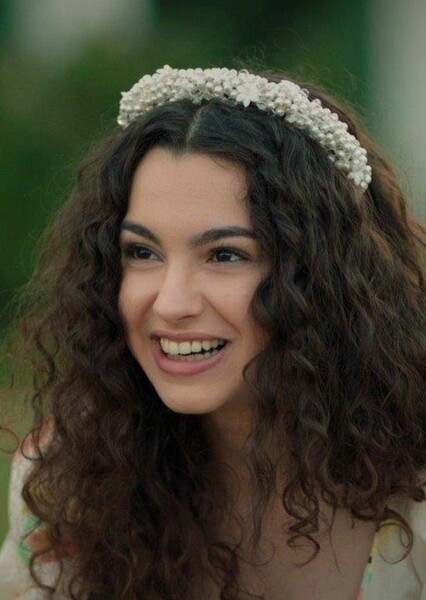 Su Burcu Yazgı Coşkun photo