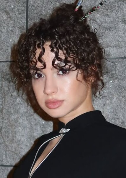 Su Burcu Yazgı Coşkun photo