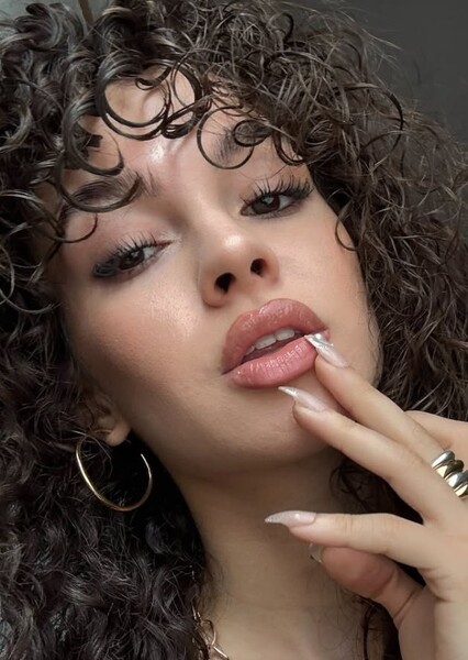 Su Burcu Yazgı Coşkun photo