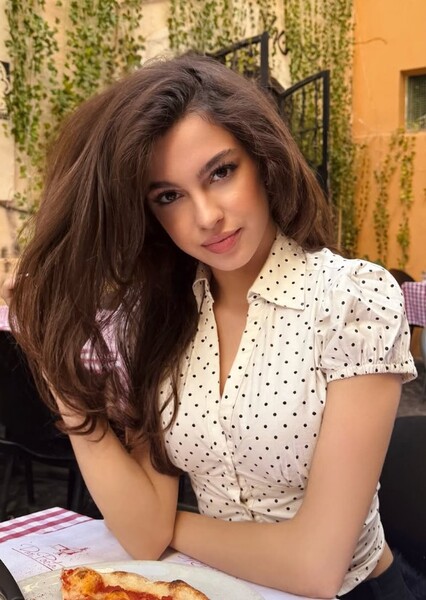Su Burcu Yazgı Coşkun photo