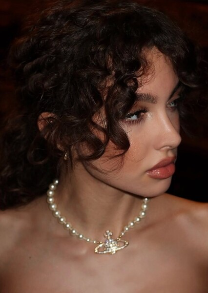 Su Burcu Yazgı Coşkun photo