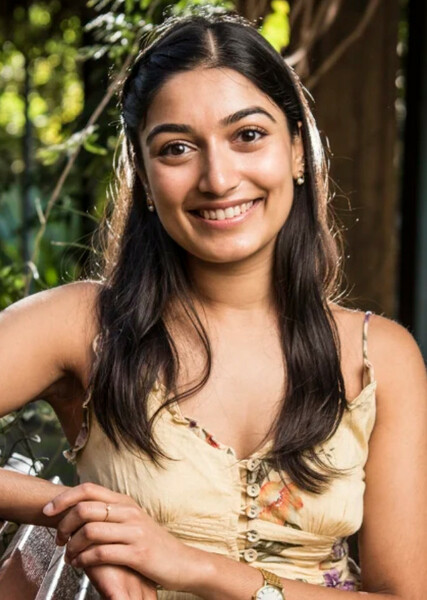 Subshri Kandiah photo