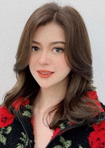 Sue Ramirez photo