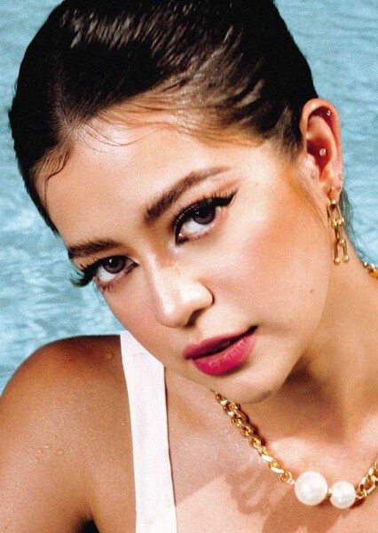 Sue Ramirez photo
