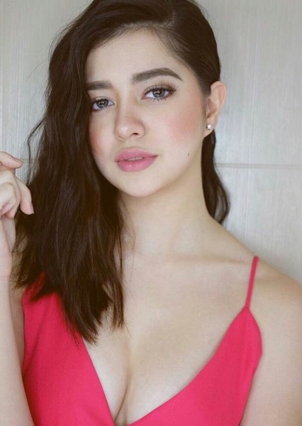 Sue Ramirez photo