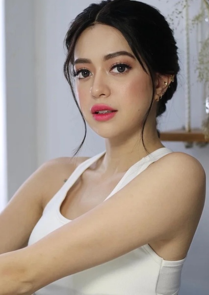Sue Ramirez photo