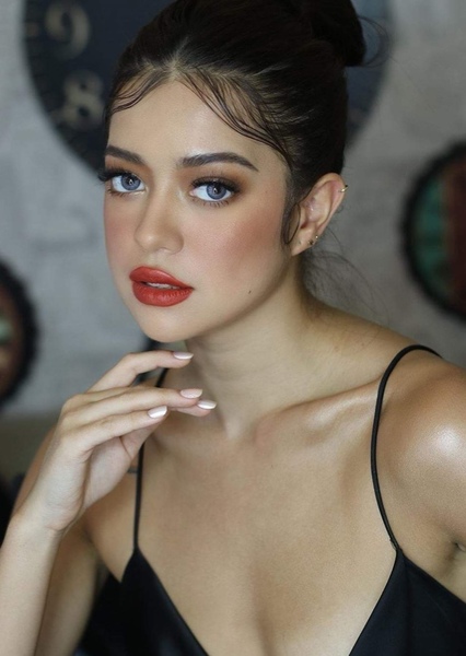 Sue Ramirez photo