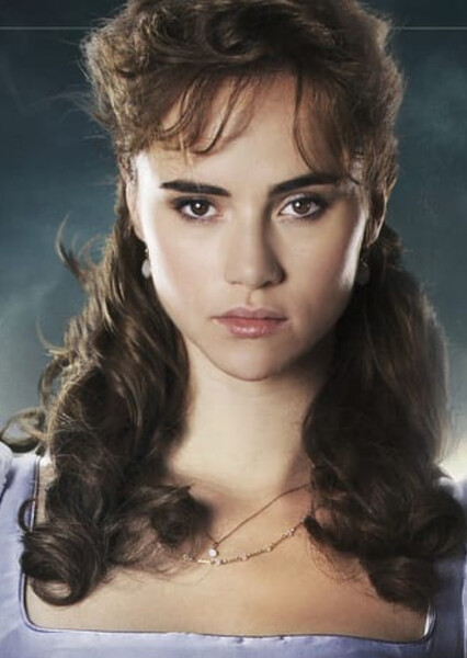 Suki Waterhouse photo