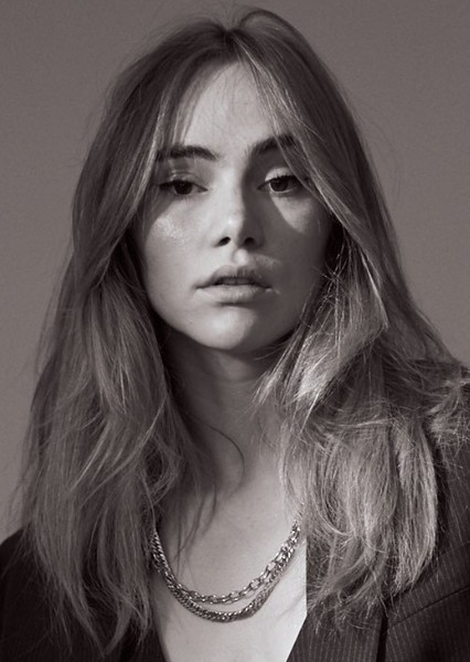 Suki Waterhouse