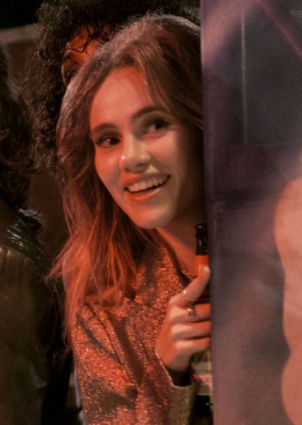 Suki Waterhouse photo