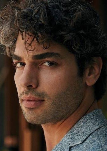 Şükrü Özyıldız photo