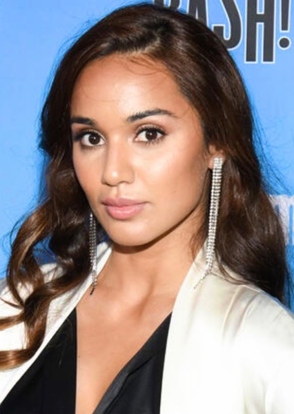 Summer Bishil photo