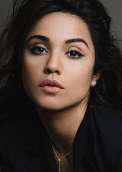 Summer Bishil photo