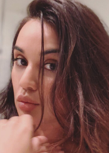 Summer Bishil photo