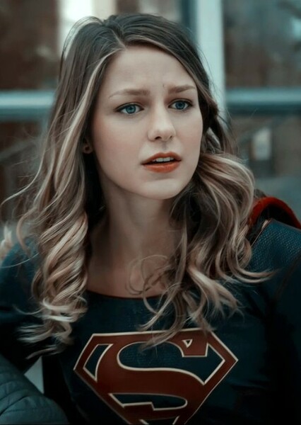 Supergirl (Kara Danvers) photo