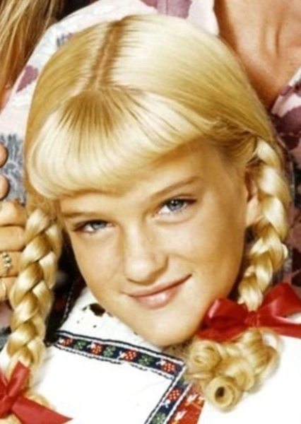 Susan Olsen photo