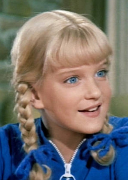 Susan Olsen photo