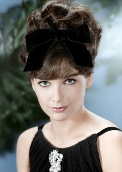 Suzanne Pleshette photo