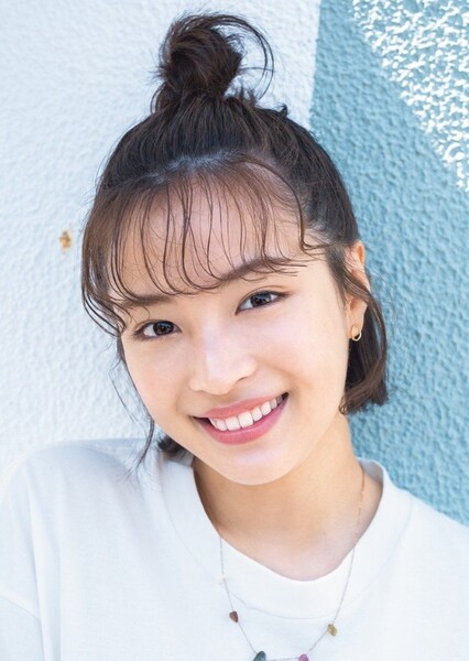 Suzu Hirose photo
