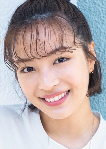 Suzu Hirose photo