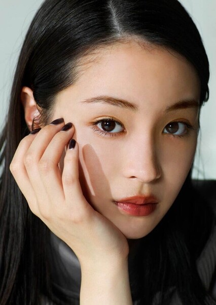Suzu Hirose photo