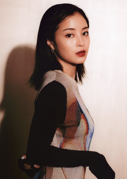 Suzu Hirose photo