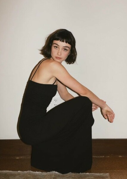 Sydney Chandler photo