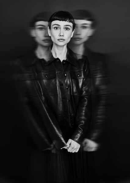 Sydney Chandler photo