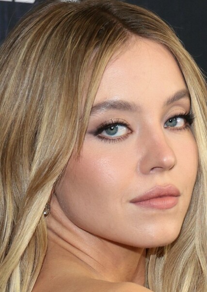 Sydney Sweeney photo