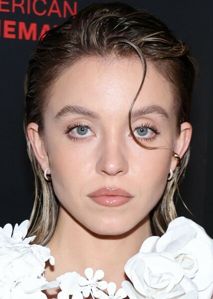 Sydney Sweeney photo